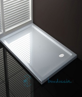 piatto doccia  130x140 cm altezza 4 cm